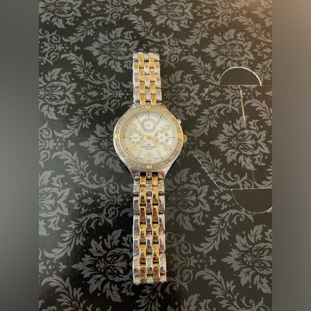 Anne Klein Wristwatch with Brand New Battery